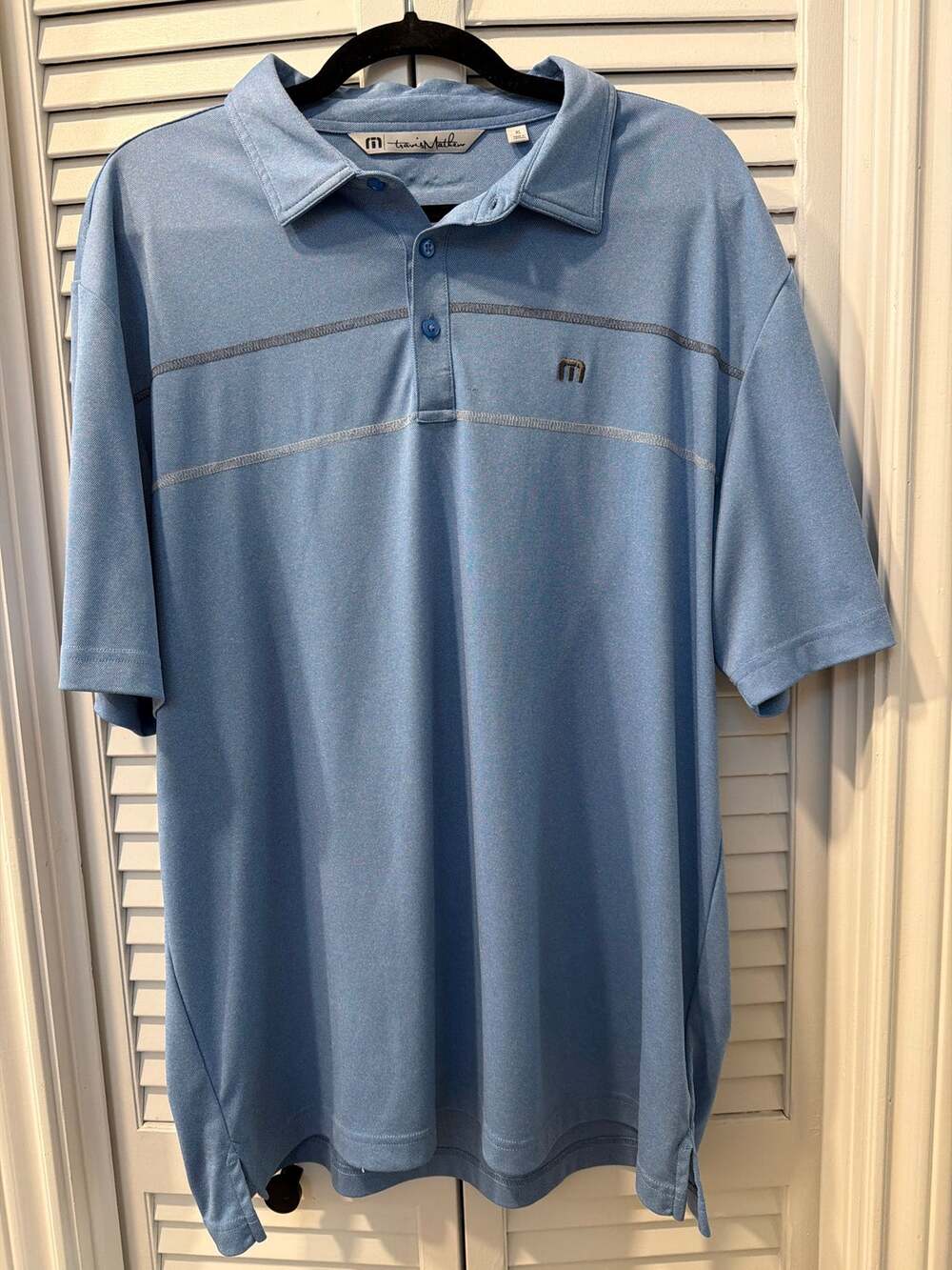 Travis Mathew Men’s XL Light Blue Striped Golf Polo Shirt Short Sleeve